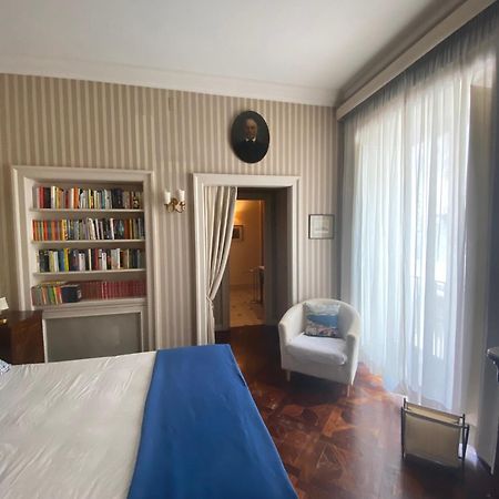 Royal Apartment In San Domenico Maggiore Neapel Exterior foto